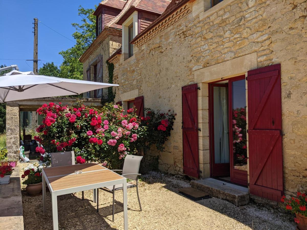 Bed and Breakfast Domaine De Fleurie Tursac Exterior foto