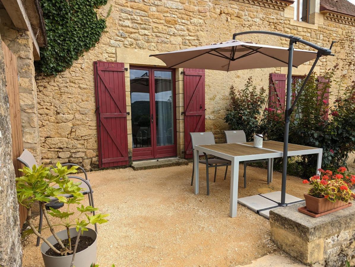 Bed and Breakfast Domaine De Fleurie Tursac Exterior foto